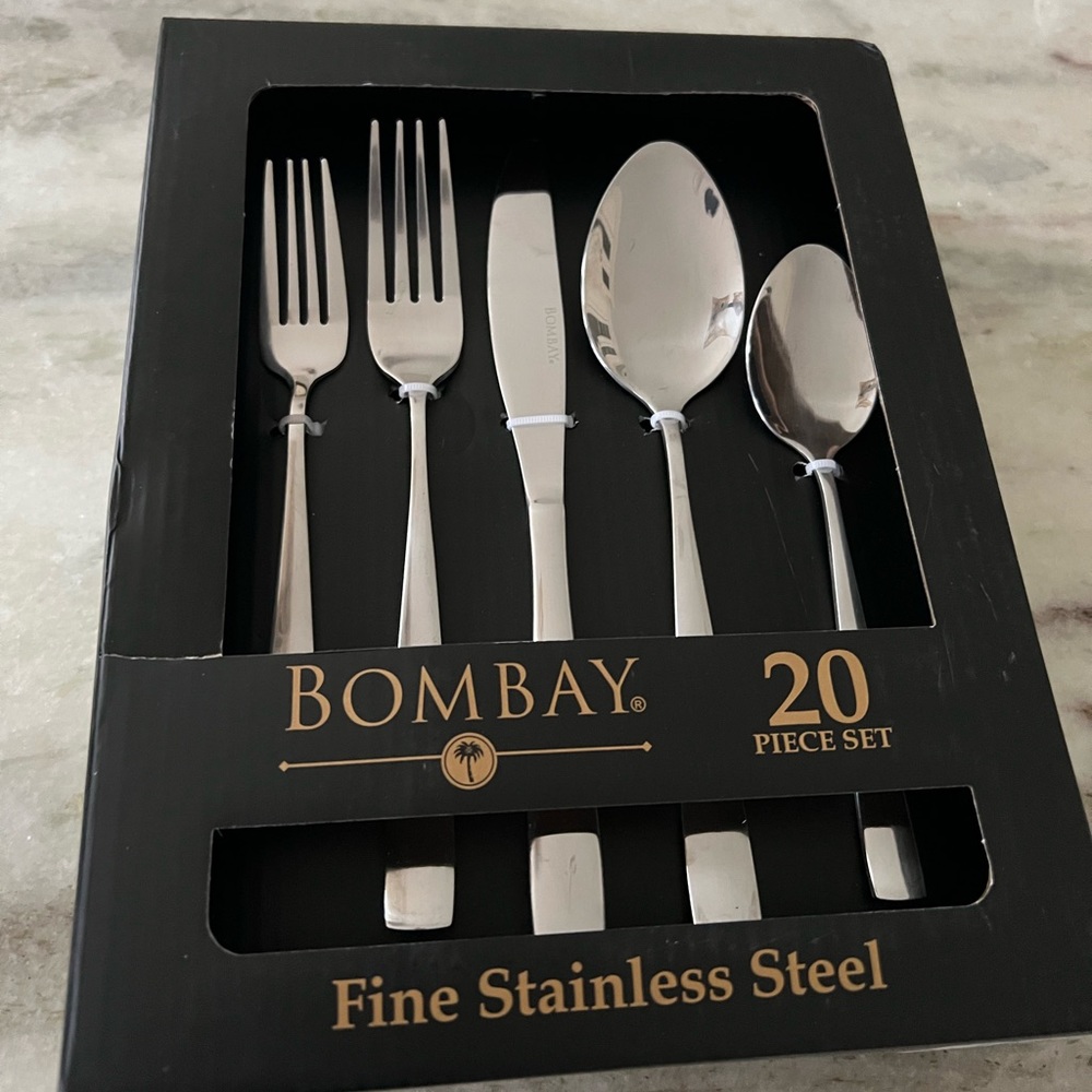 RARE FIND! Bombay Company flatware set.
